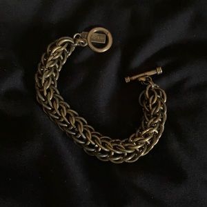 Metal bracelet